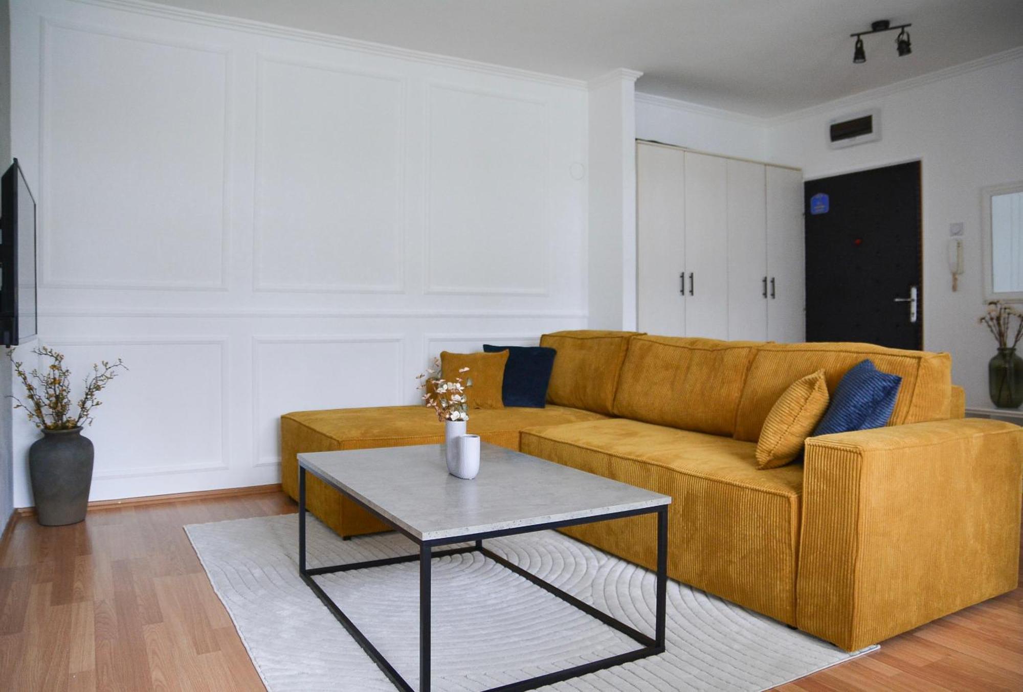 Crown Apartment 4 ซูโบติกา ภายนอก รูปภาพ