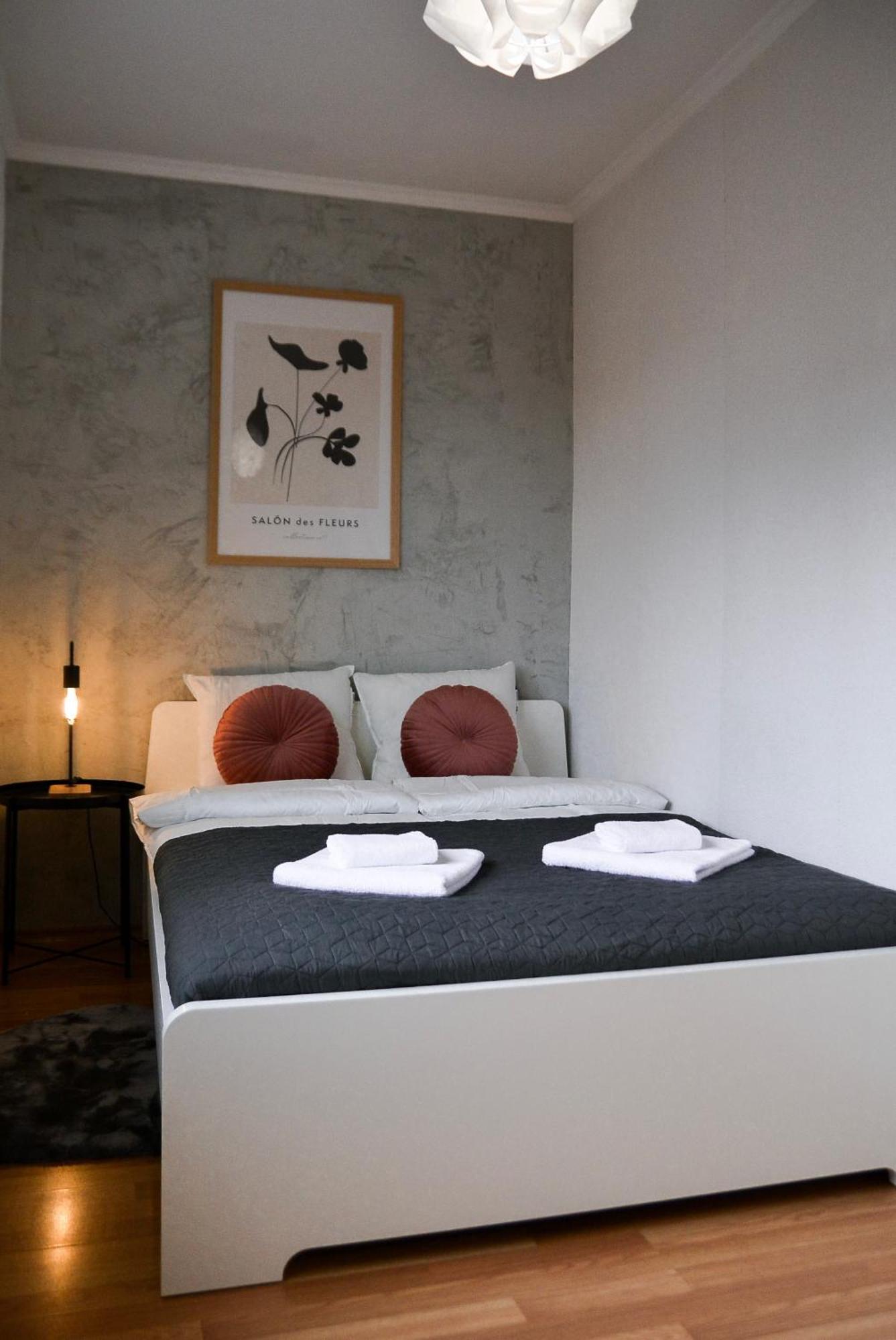 Crown Apartment 4 ซูโบติกา ภายนอก รูปภาพ