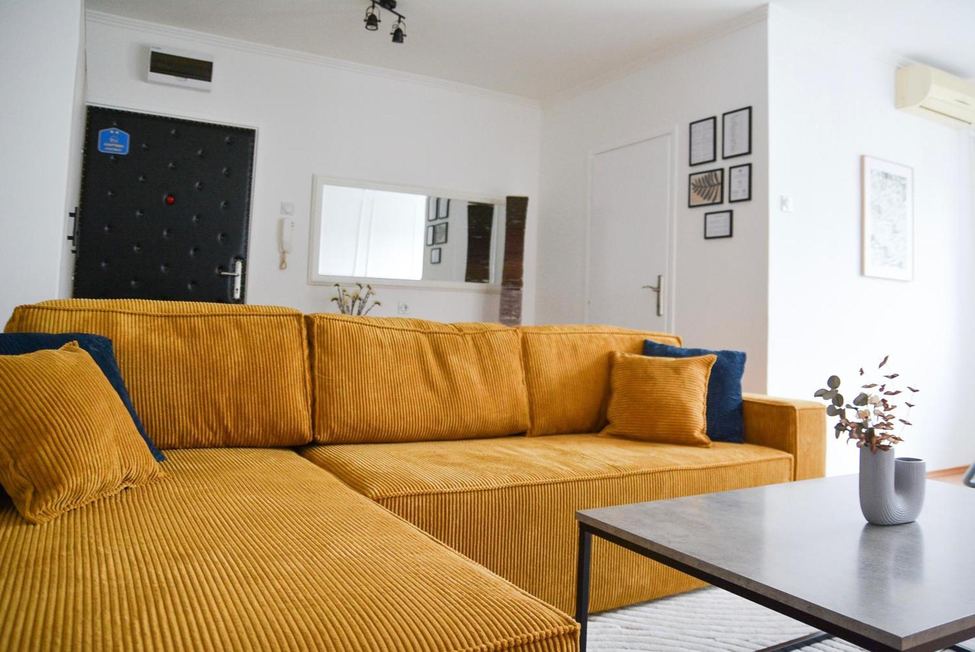 Crown Apartment 4 ซูโบติกา ภายนอก รูปภาพ
